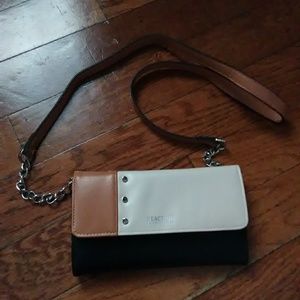 Reaction Kenneth Cole Purse